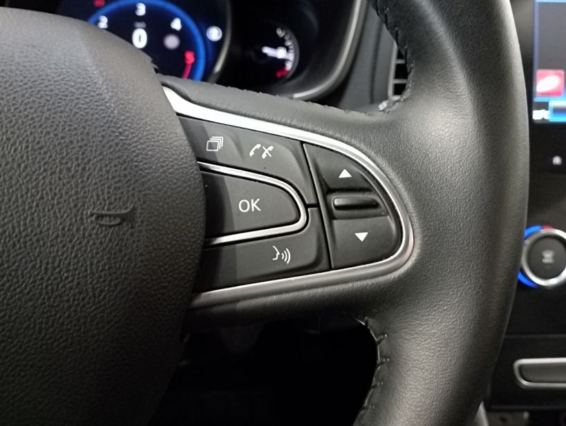 RENAULT MEGANE IV BERLINE BUSINESS 2019 - Photo n°26