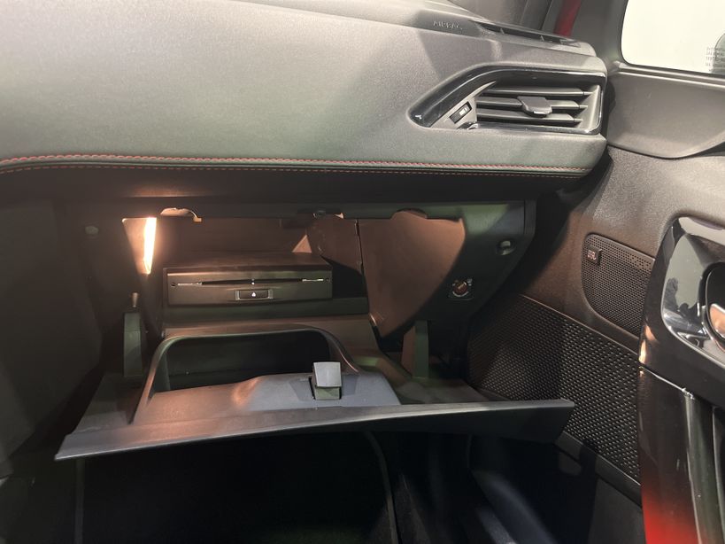 PEUGEOT 208 2014 - Photo n°25