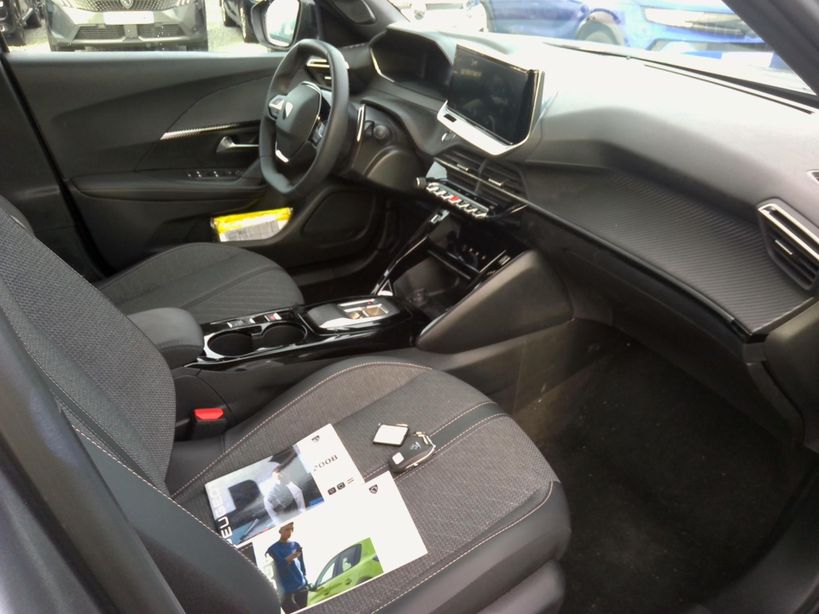 PEUGEOT 2008 2025 - Photo n°3
