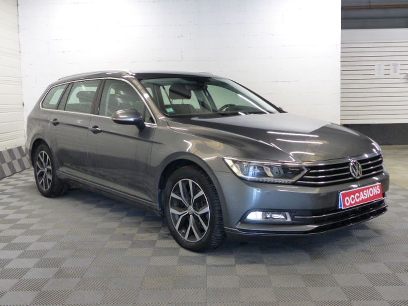 VOLKSWAGEN PASSAT SW 2018 - Photo n°3