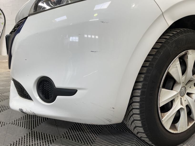 PEUGEOT 208 2015 - Photo n°24