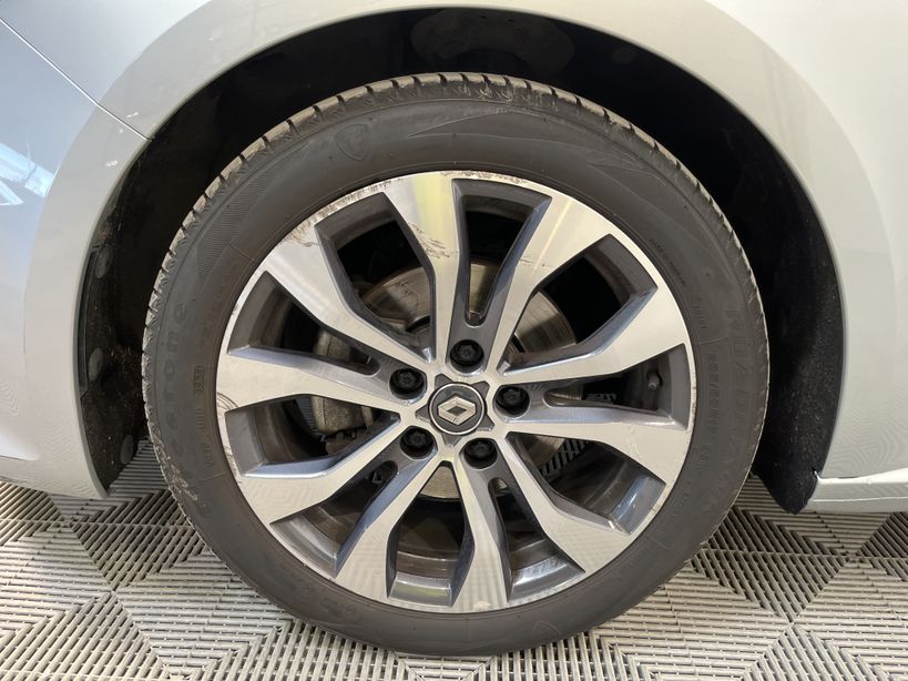 RENAULT MEGANE IV BERLINE 2021 - Photo n°24