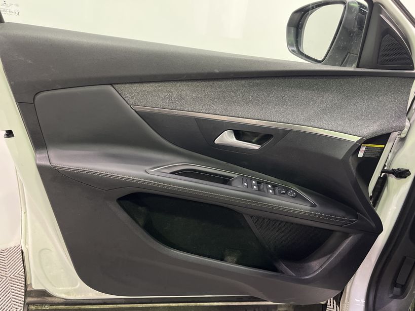 PEUGEOT 3008 2019 - Photo n°34