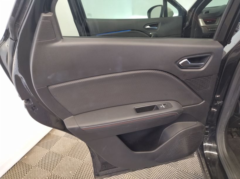 RENAULT CAPTUR 2021 - Photo n°21