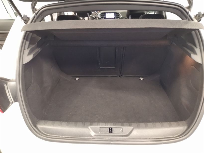 PEUGEOT 308 2021 - Photo n°19