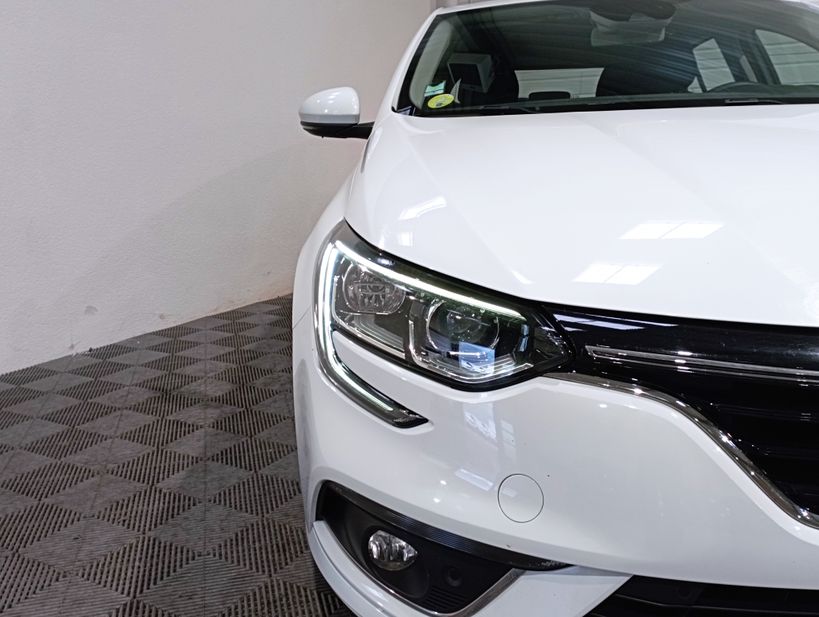 RENAULT MEGANE IV BERLINE BUSINESS 2019 - Photo n°5