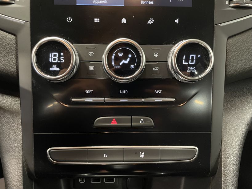 RENAULT MEGANE IV ESTATE 2021 - Photo n°25