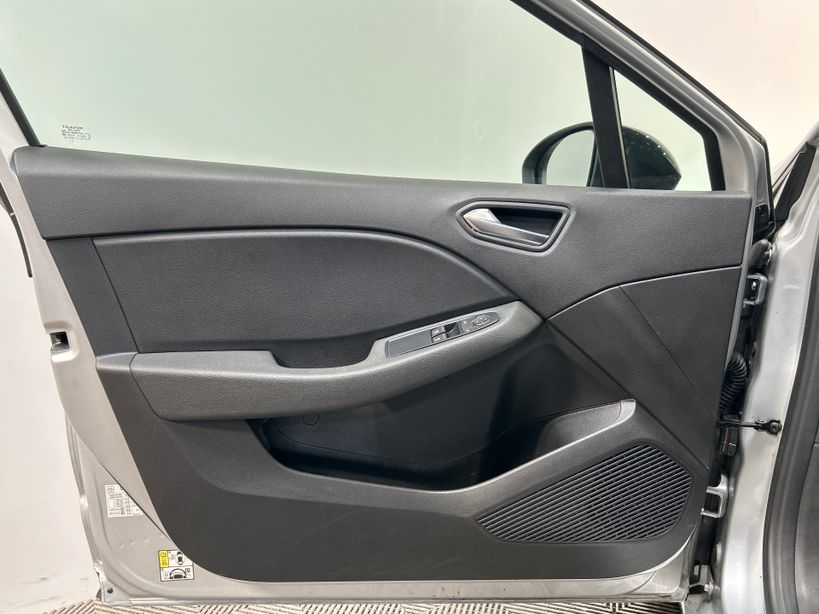 RENAULT CLIO V 2022 - Photo n°29