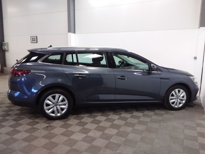 RENAULT MEGANE IV ESTATE 2021 - Photo n°30