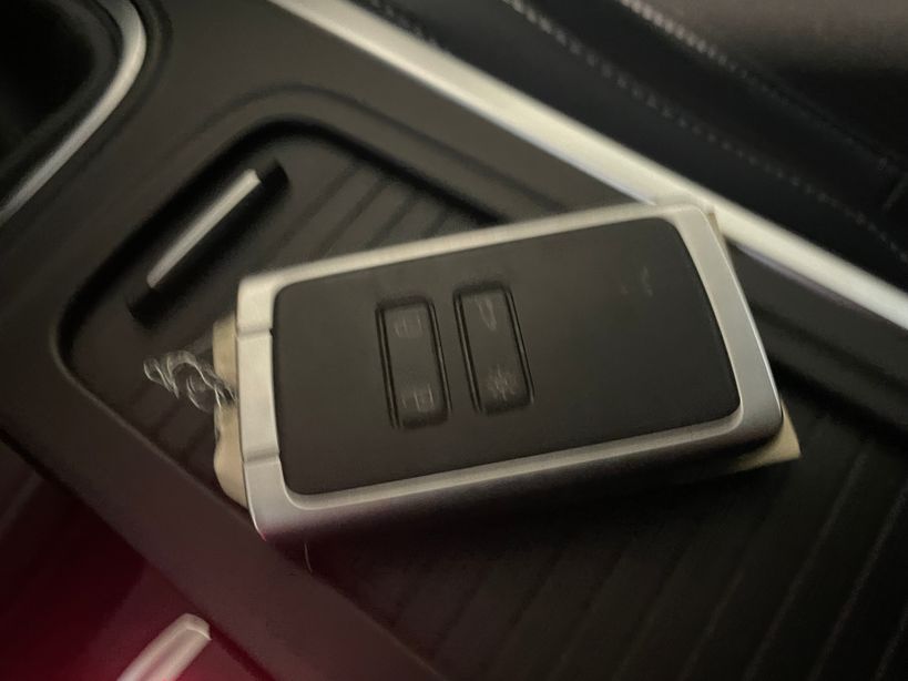 RENAULT MEGANE IV BERLINE 2022 - Photo n°29