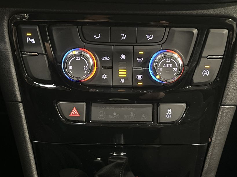 OPEL MOKKA X 2018 - Photo n°16