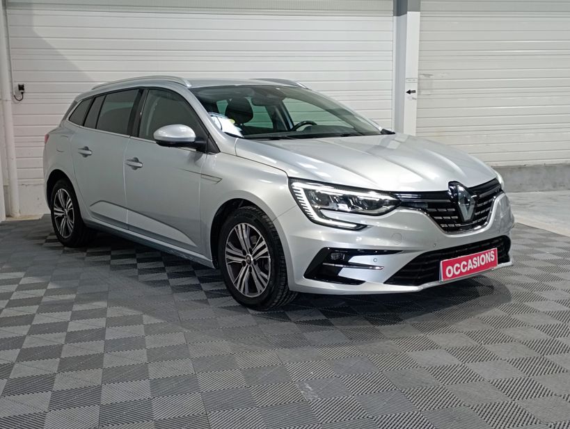 RENAULT MEGANE IV ESTATE 2021 - Photo n°3
