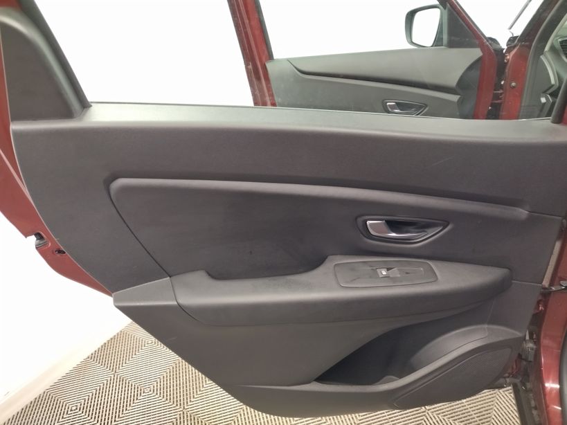 RENAULT GRAND SCENIC IV 2019 - Photo n°17