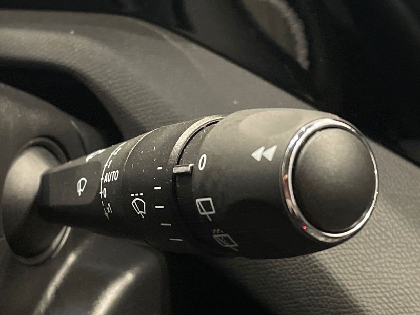 PEUGEOT 308 2023 - Photo n°32