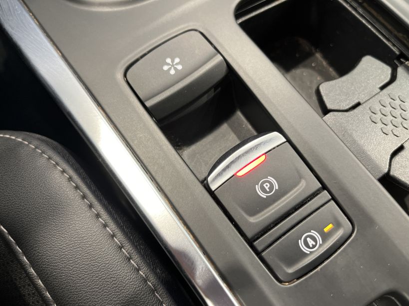 RENAULT MEGANE IV ESTATE 2021 - Photo n°19