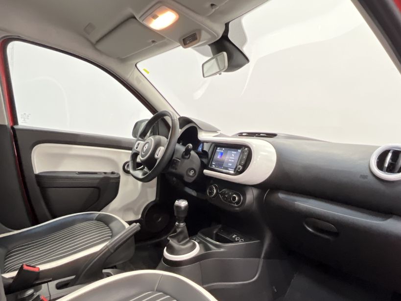 RENAULT TWINGO III 2021 - Photo n°20