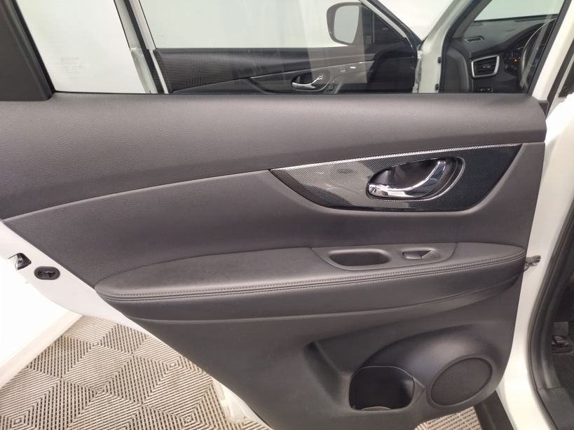 NISSAN X TRAIL 2017 - Photo n°17