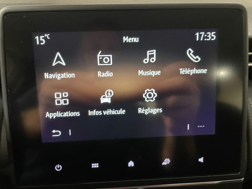 RENAULT CLIO V 2021 - Photo n°19