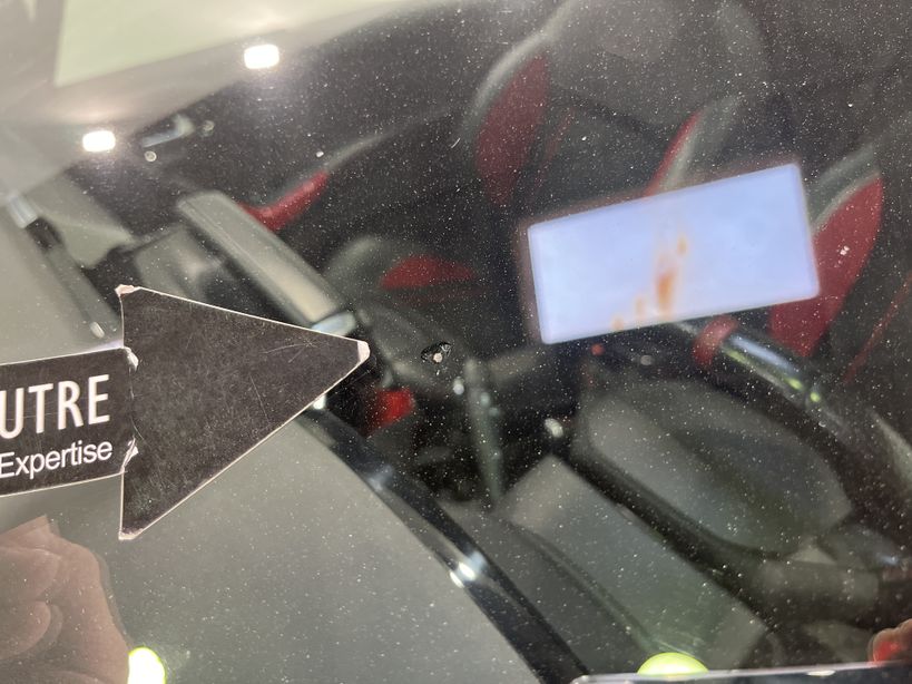 PEUGEOT 208 2014 - Photo n°10