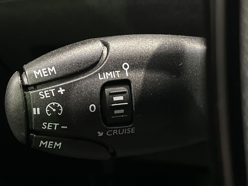 PEUGEOT 208 2023 - Photo n°31