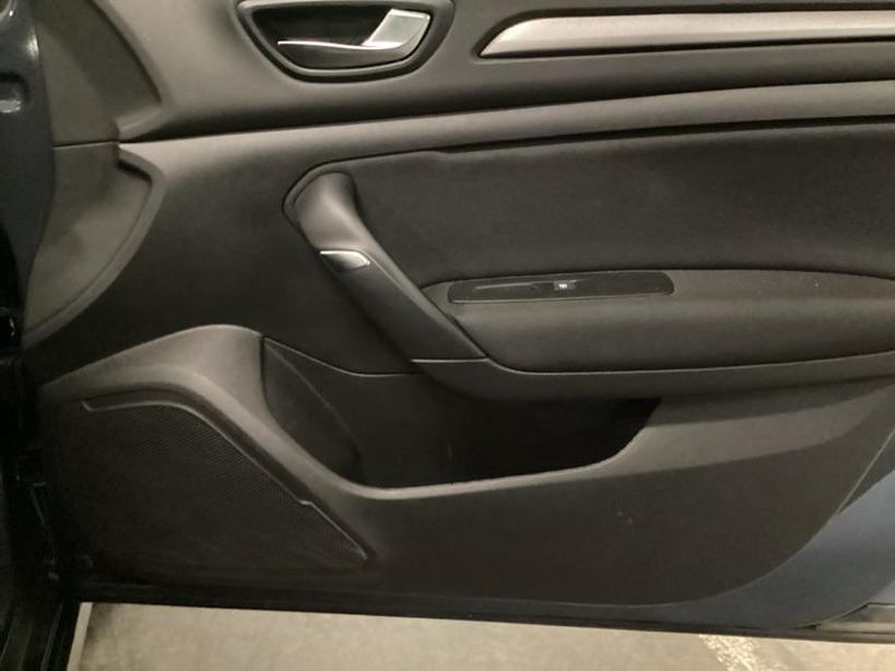 RENAULT MEGANE IV ESTATE 2021 - Photo n°7