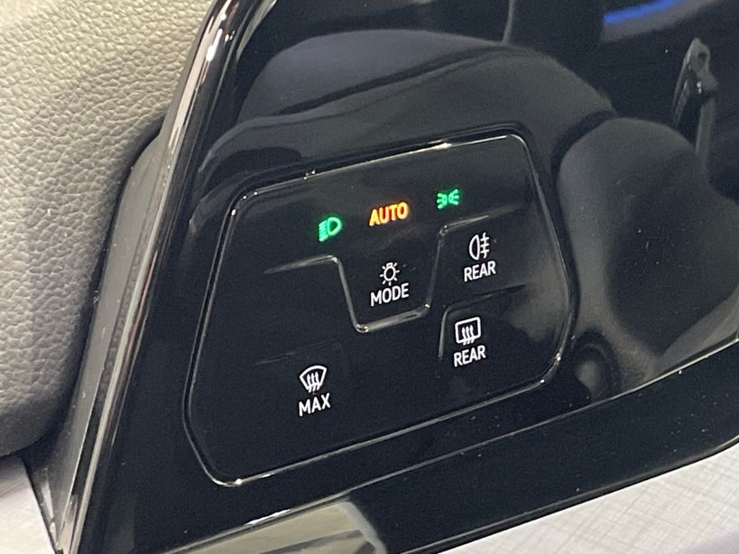 VOLKSWAGEN GOLF 2023 - Photo n°31