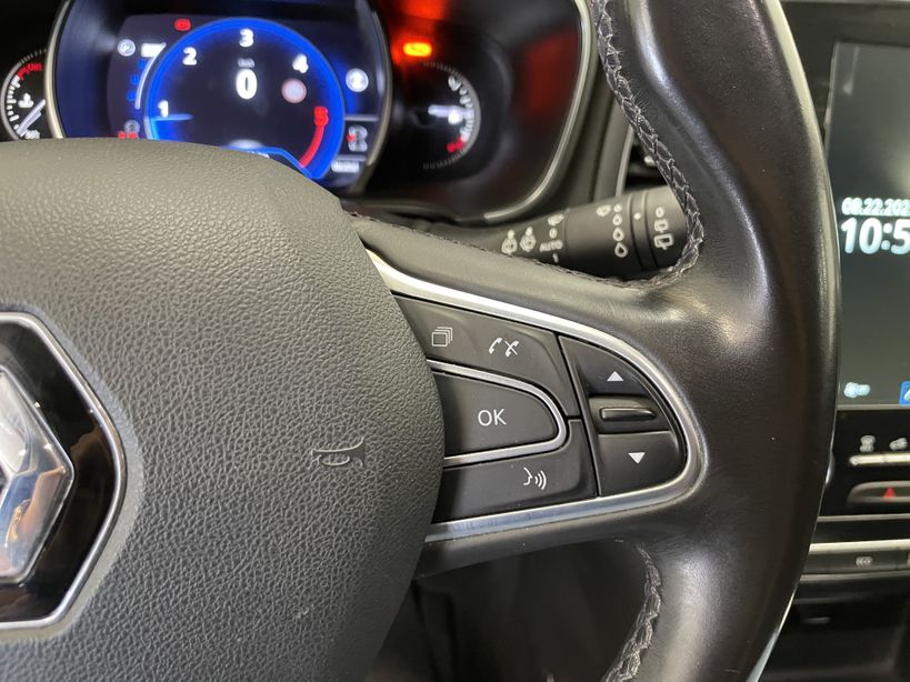 RENAULT MEGANE IV ESTATE 2020 - Photo n°19