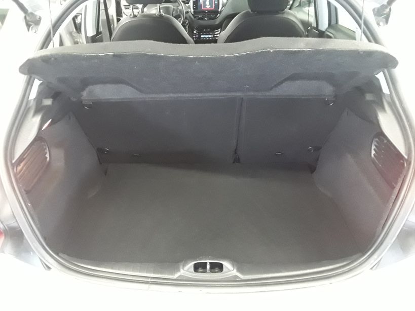 PEUGEOT 208 2016 - Photo n°19