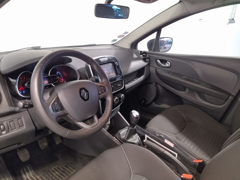 RENAULT CLIO IV 2017 - Photo n°30