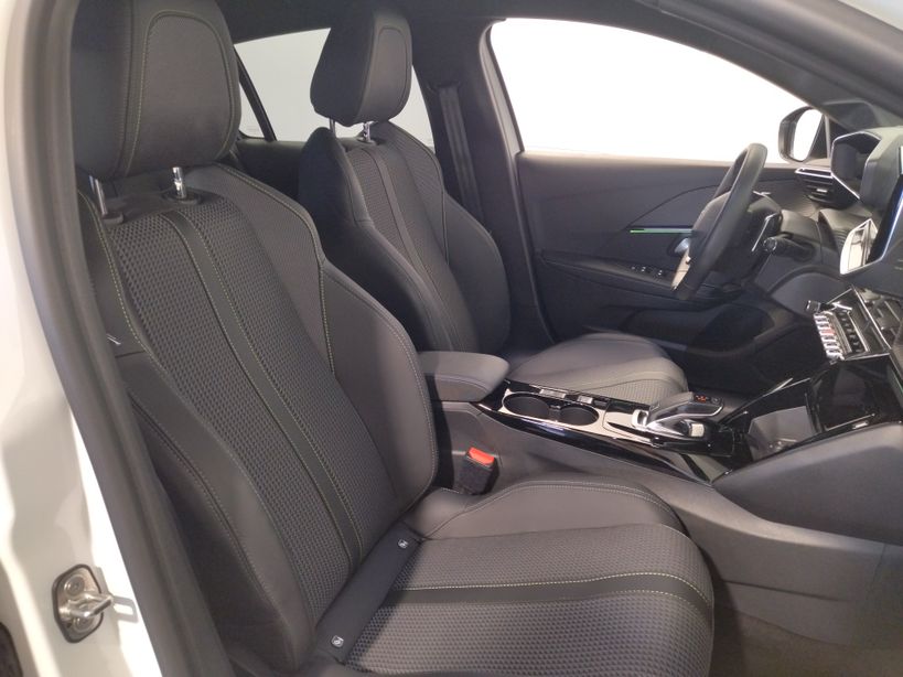 PEUGEOT 208 2020 - Photo n°9