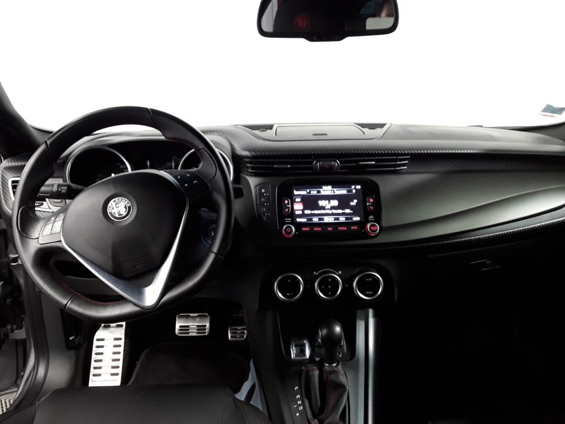 ALFA ROMEO GIULIETTA SERIE 2 2018 - Photo n°11