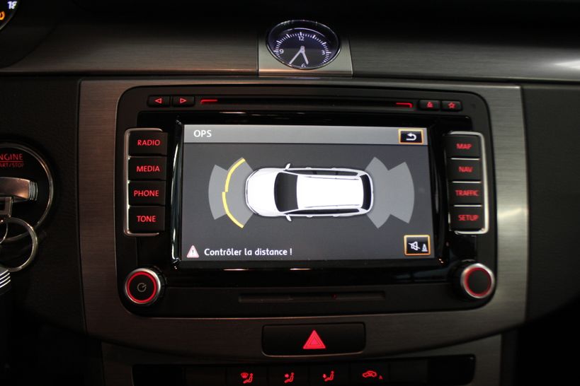 VOLKSWAGEN PASSAT SW BUSINESS 2014 - Photo n°14