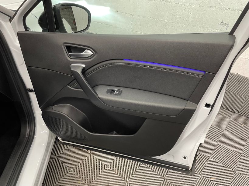 RENAULT CAPTUR 2023 - Photo n°32