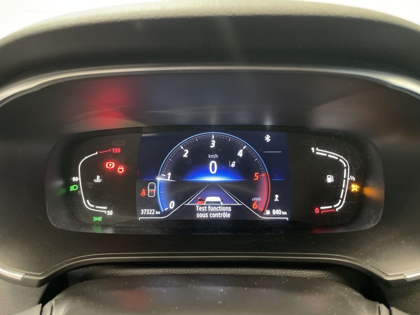 RENAULT MEGANE IV ESTATE 2021 - Photo n°3