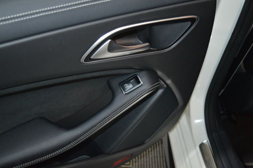 MERCEDES CLASSE CLA SHOOTING BRAKE 2017 - Photo n°39