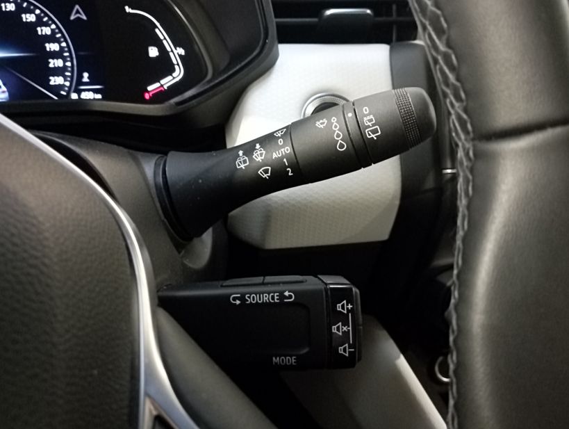 RENAULT CLIO V 2021 - Photo n°32