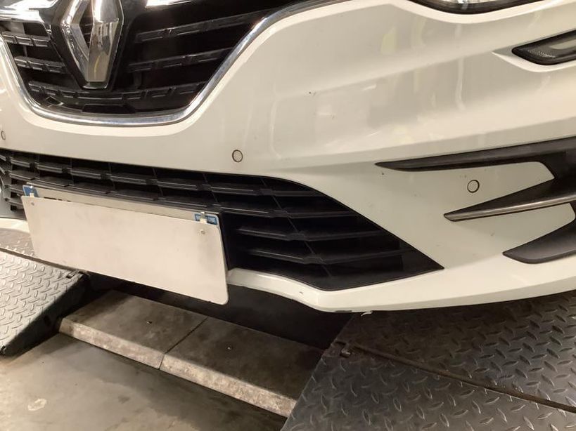 RENAULT MEGANE IV BERLINE 2021 - Photo n°5