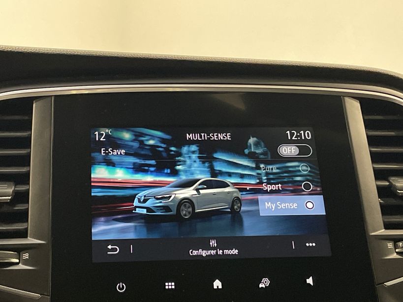 RENAULT MEGANE IV BERLINE 2023 - Photo n°13