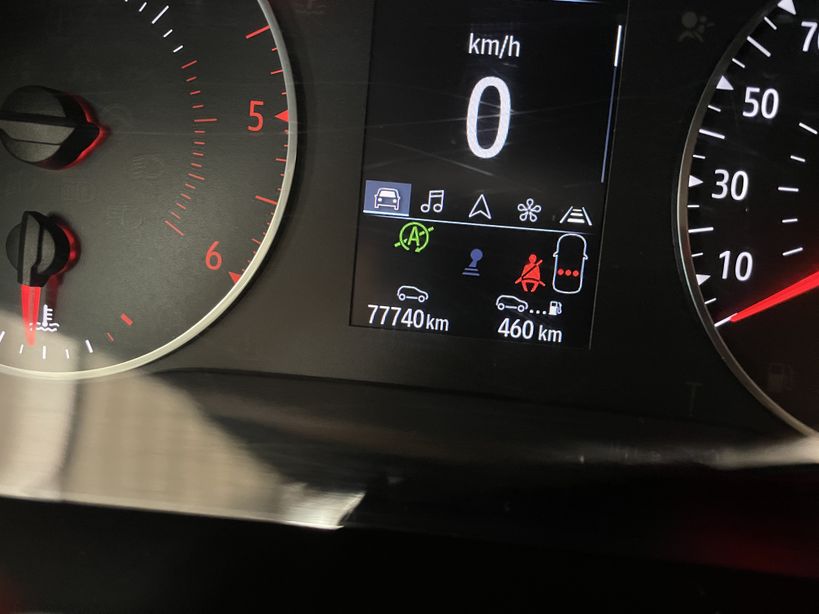 RENAULT MEGANE IV BERLINE 2021 - Photo n°32