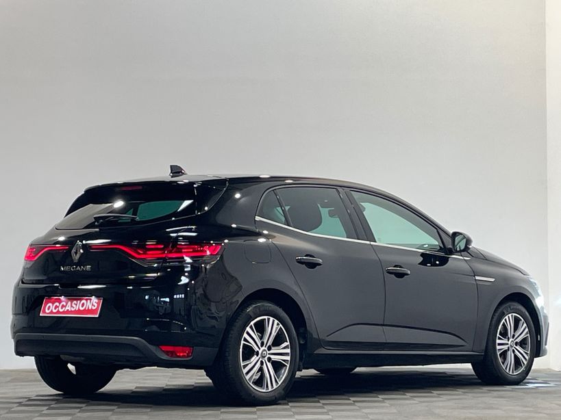 RENAULT MEGANE IV BERLINE 2022 - Photo n°3