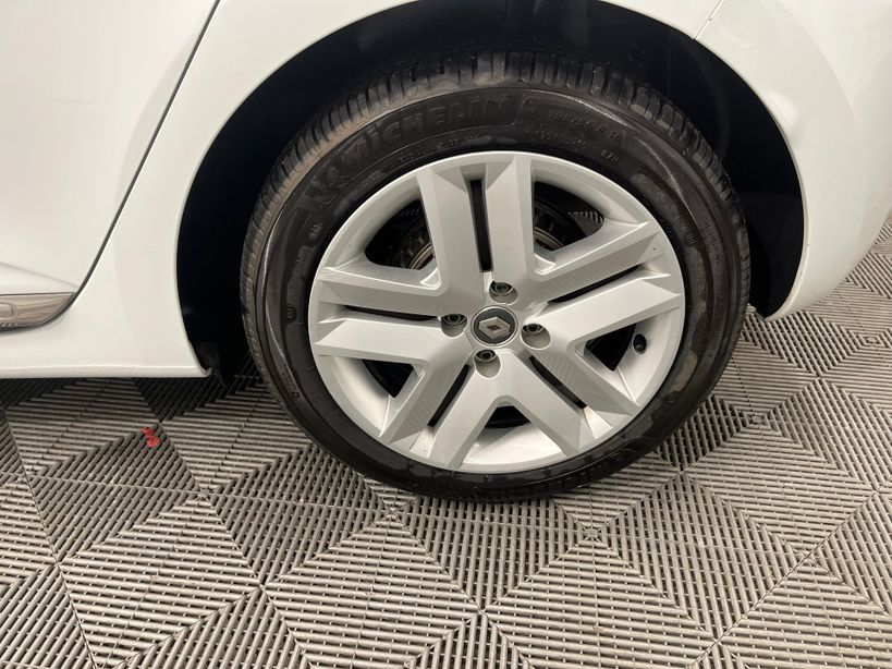 RENAULT CLIO V 2021 - Photo n°33