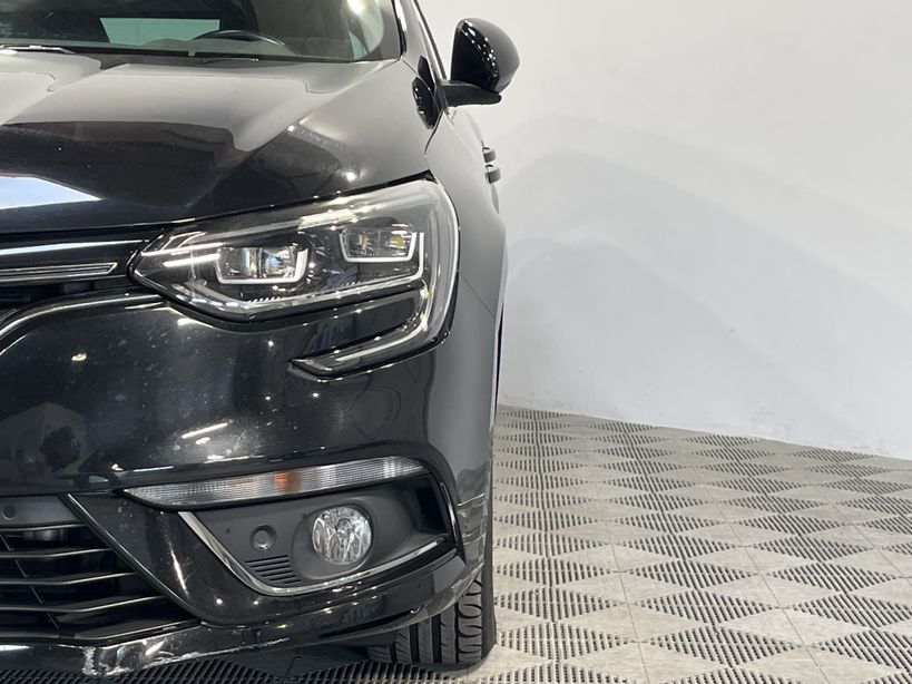 RENAULT MEGANE IV BERLINE 2020 - Photo n°7