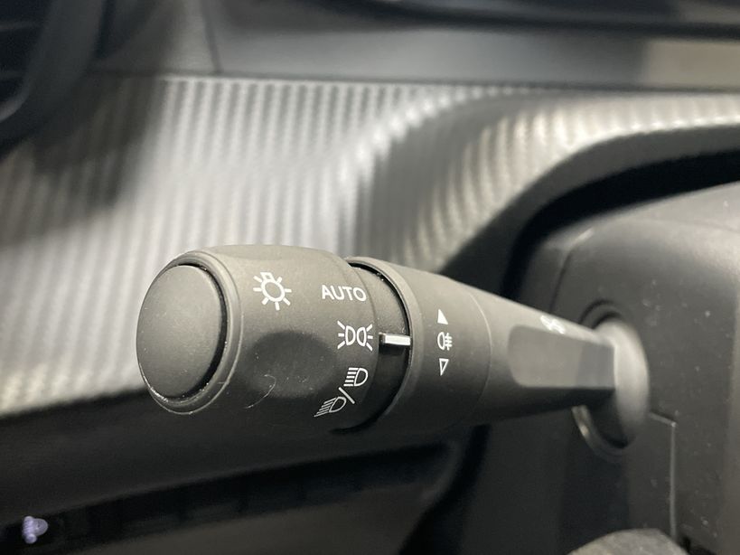 PEUGEOT 208 2024 - Photo n°30