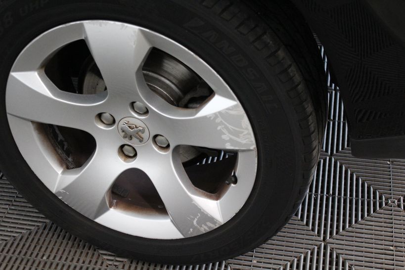 PEUGEOT 3008 2011 - Photo n°10