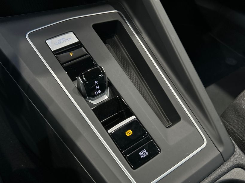 VOLKSWAGEN GOLF 2023 - Photo n°18