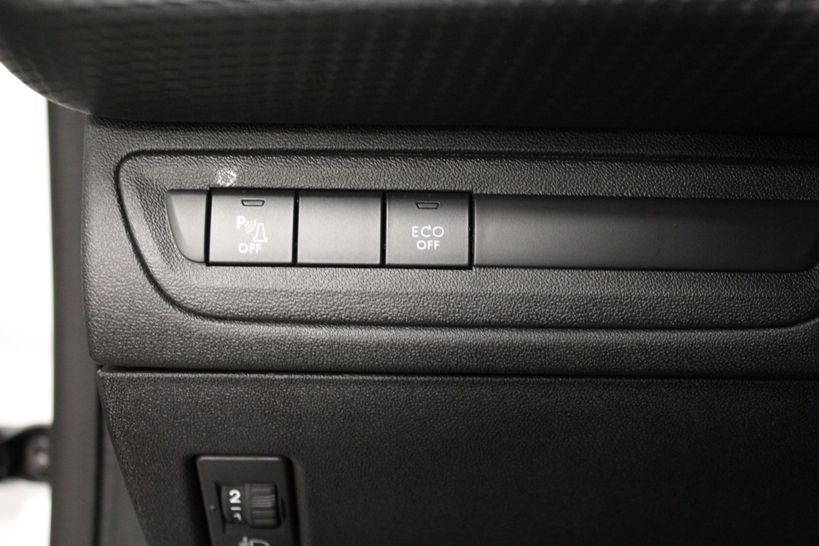 PEUGEOT 2008 2018 - Photo n°29