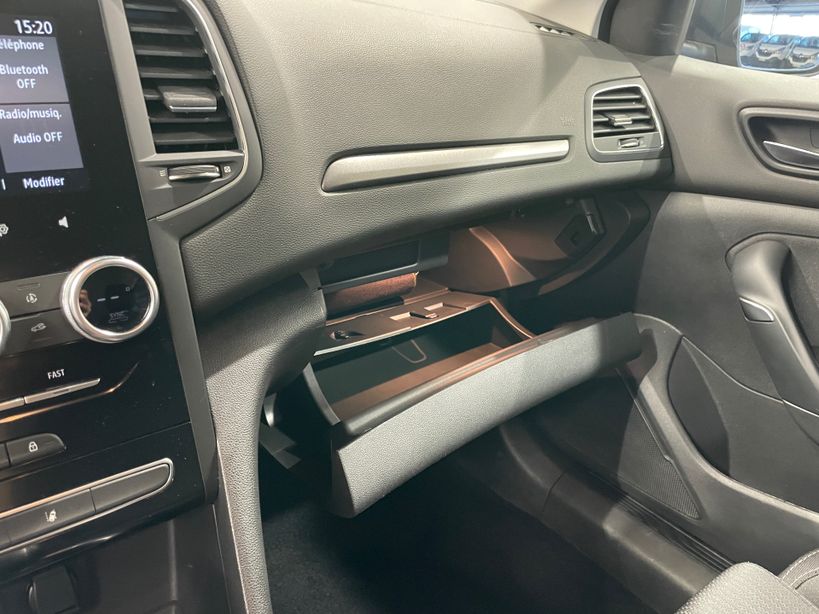 RENAULT MEGANE IV ESTATE 2021 - Photo n°23