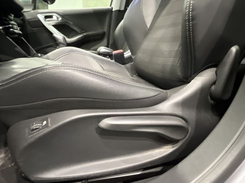 PEUGEOT 2008 2018 - Photo n°32