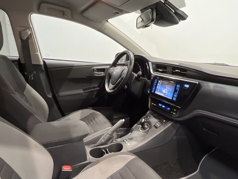 TOYOTA AURIS MY17 2018 - Photo n°22