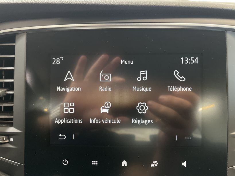 RENAULT MEGANE IV BERLINE 2021 - Photo n°16